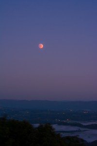 2014.10.08.0161 Lunar Eclipse Moonset