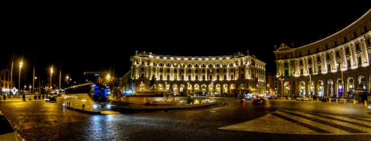 Piazza della Repubblica in Rome. Oct. 8, 2015. Nikon D7100. Rokinon 8mm F/3.5 fisheye. ISO 1600. f/8. 1/13th sec. RAW. 8mm (DX 12mm).